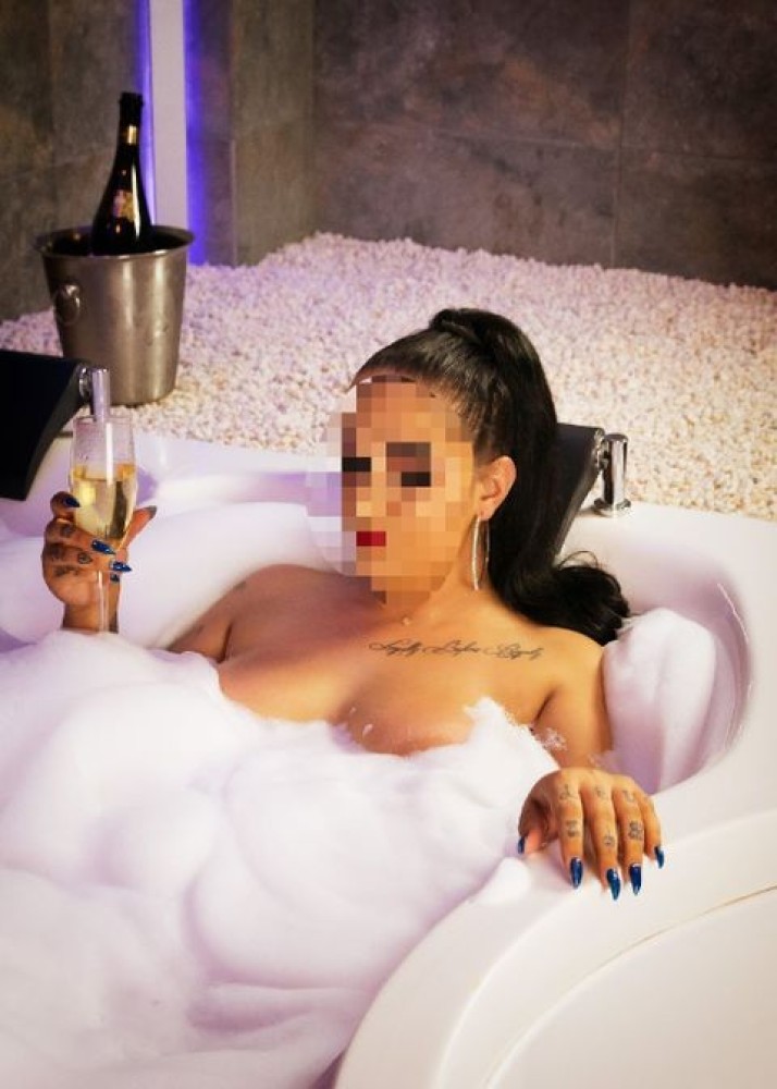 Индивидуалка Дина фото № 2 в городе Астрахань